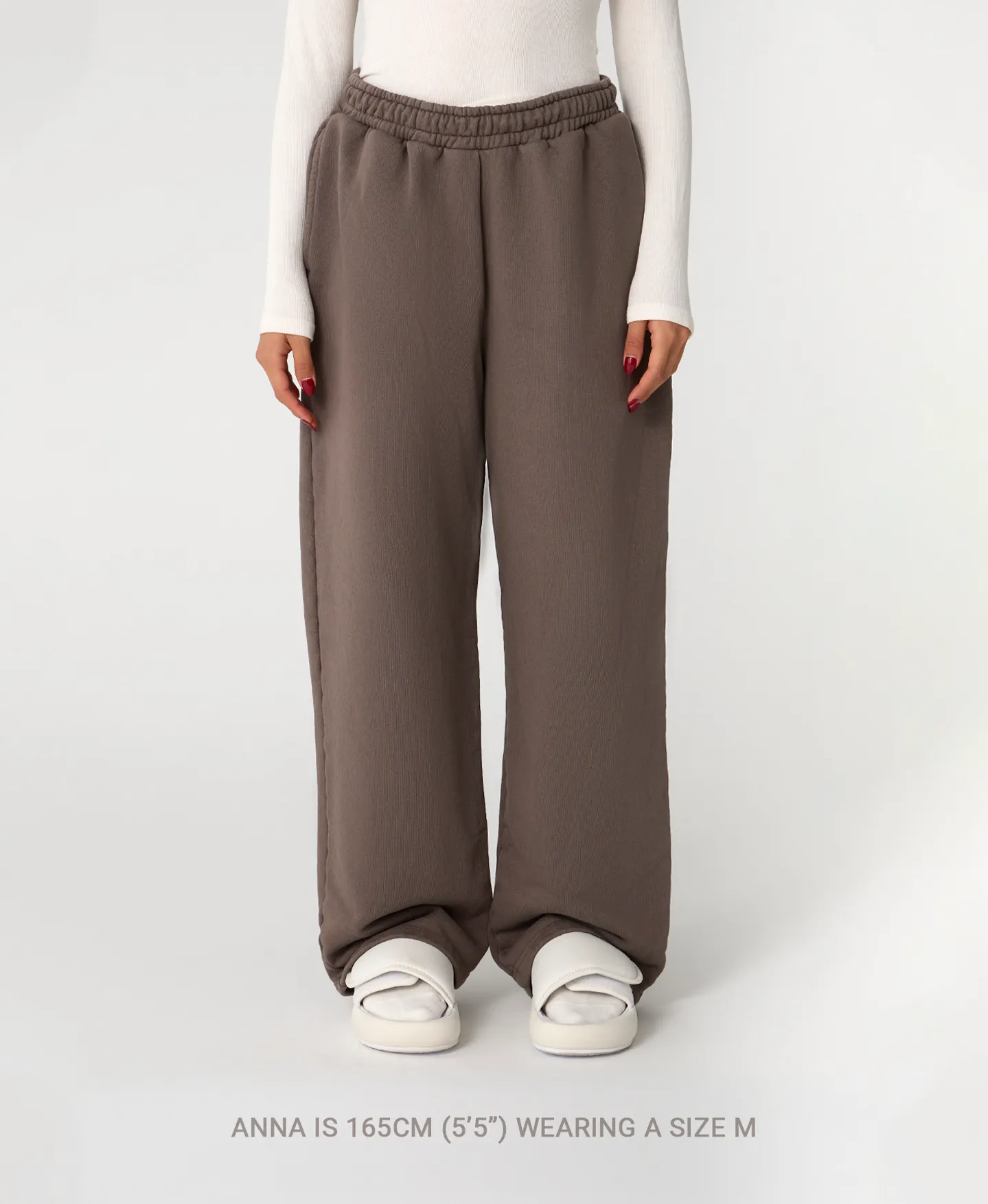 600 GSM 'Anthracite' Straight-leg Pants