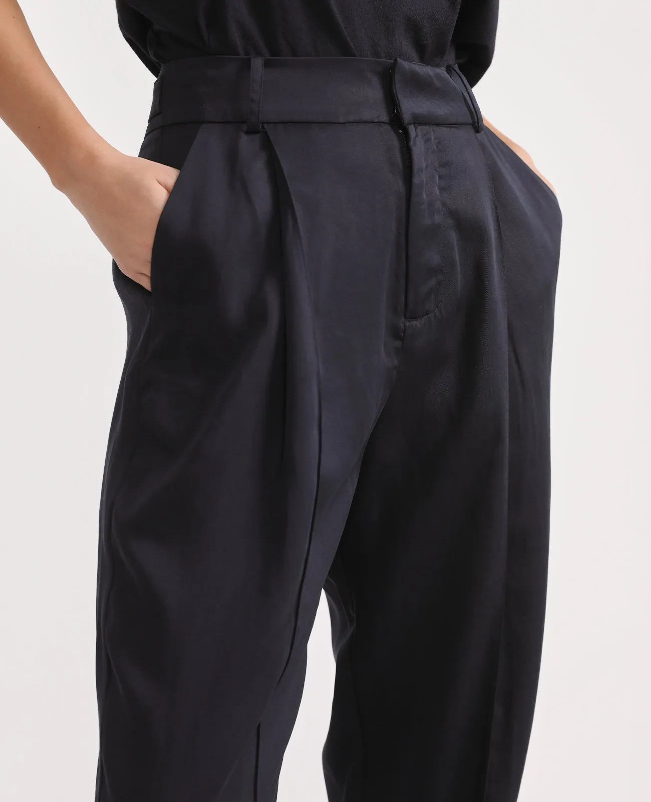 Tencel Barrel Pant